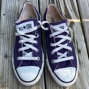 CONVERSE ALL STAR PURPLE LOW TOP SNEAKERS - UNISEX M 4/ W 6